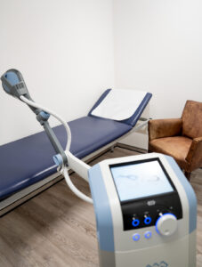 Behandlungszimmer bei DUS